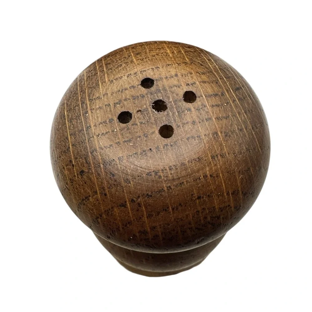 Vintage Oak Wood Salt‎ and Pepper Shaker Set 1980 Wal-Mart Stores Inc NIB